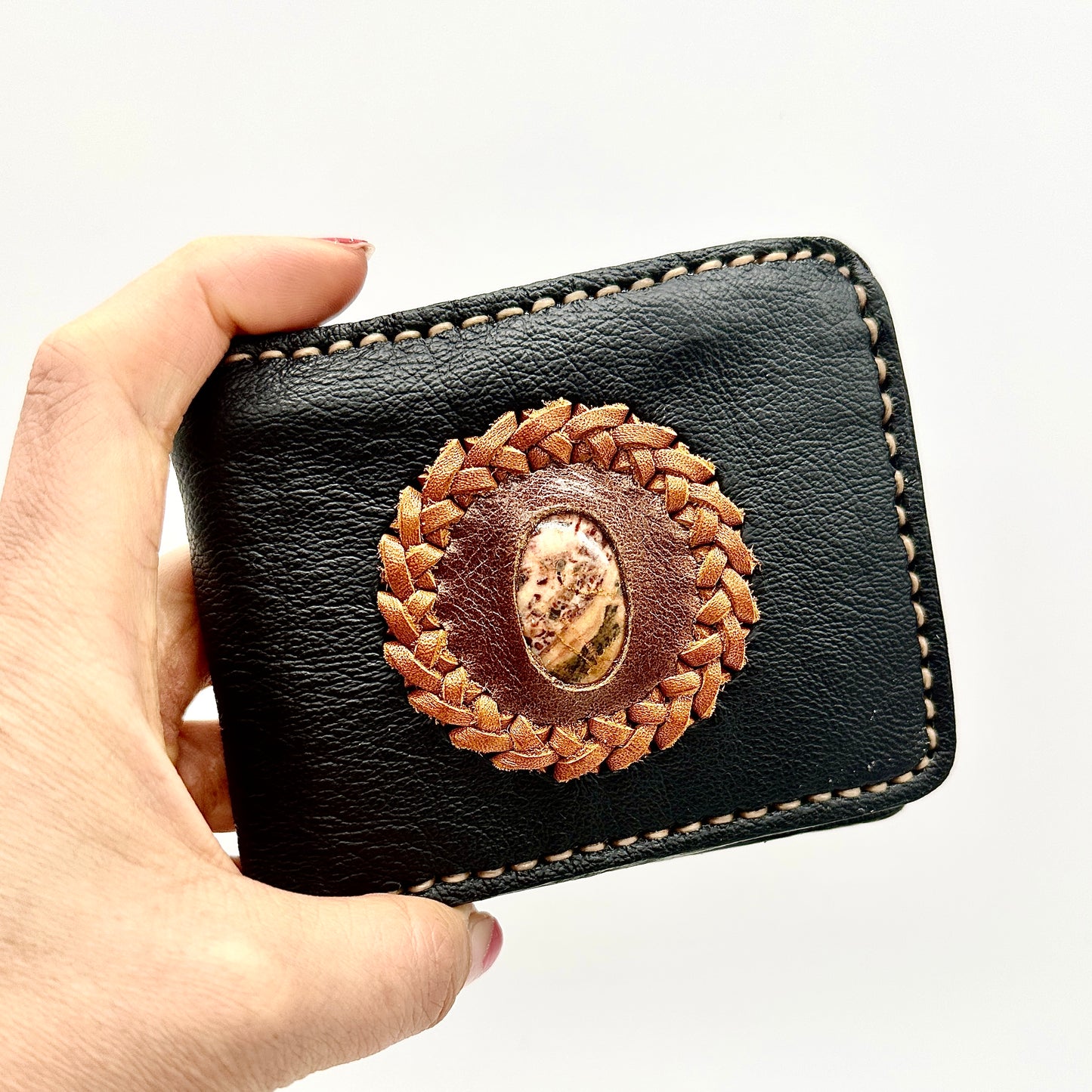 Western Leather Bifold Wallet With Interchangeable Stone feature